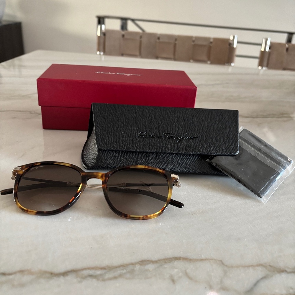 Salvatore Ferragamo Sunglasses NWOT!
